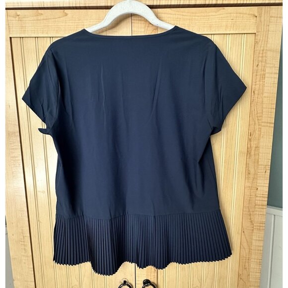 SPANX Yes Pleats Shirt Womens Medium Navy Blue Active Stretch UPF 50 Athleisure - Picture 4 of 5